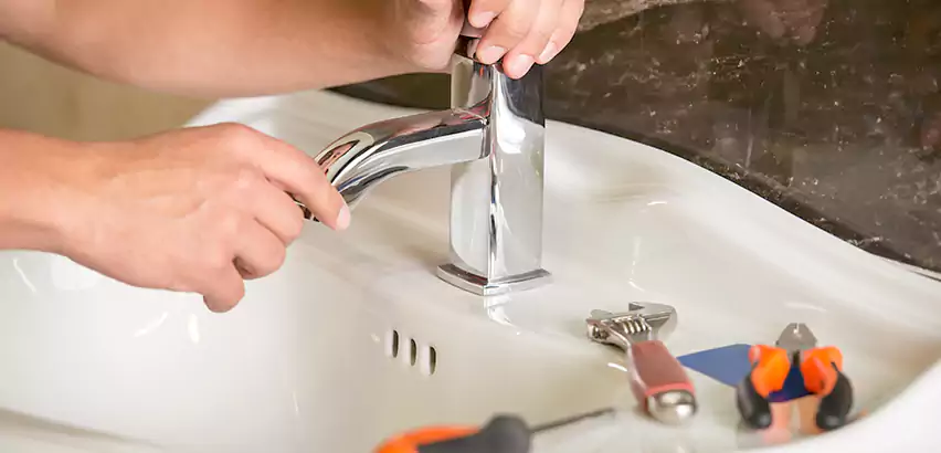 Bathtub Faucet Replacement in Allison Park